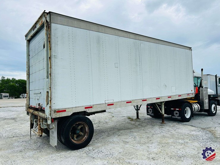 fruehauf-28ft-image-8