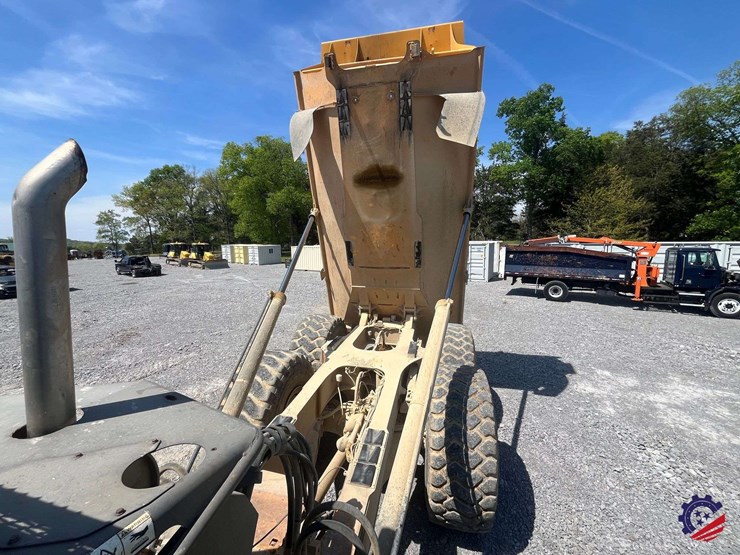 2012-volvo-a40f-image-55