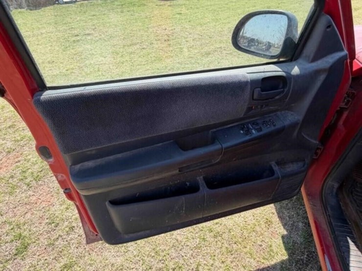 2003-dodge-dakota-image-19