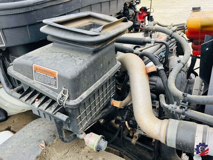 2015-international-durastar-4300-image-76