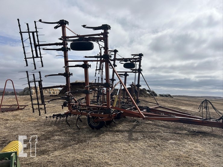 morris-anhydrous-chisel-plow-2859-image-2