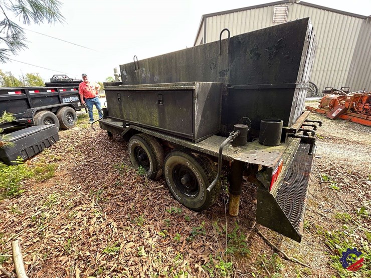 fuel-&-lube-truck-image-4