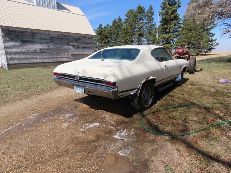 1968-chevrolet-chevelle-ss-coupe-barn-find-image-8