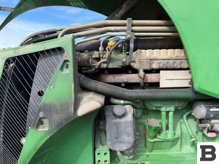 2014-john-deere-8295r-image-59