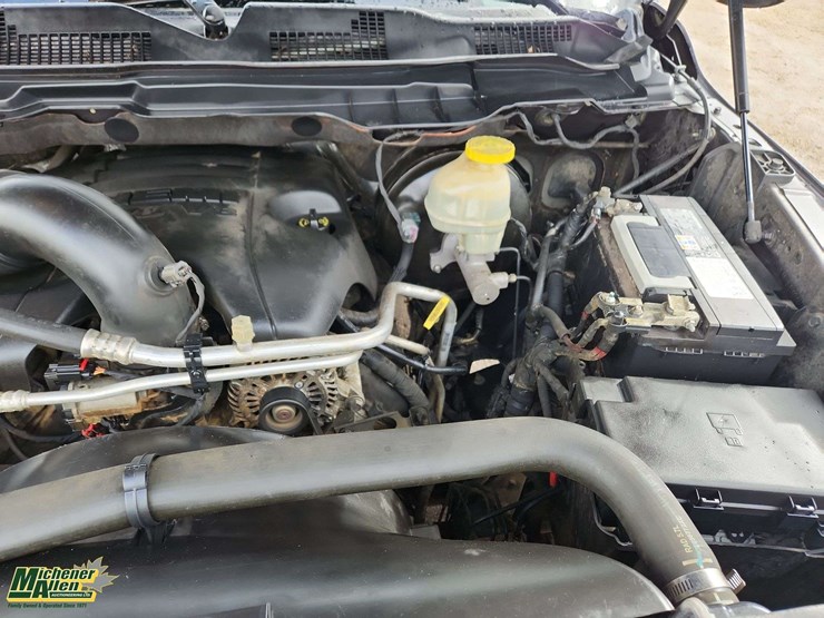 2016-dodge-1500-image-31