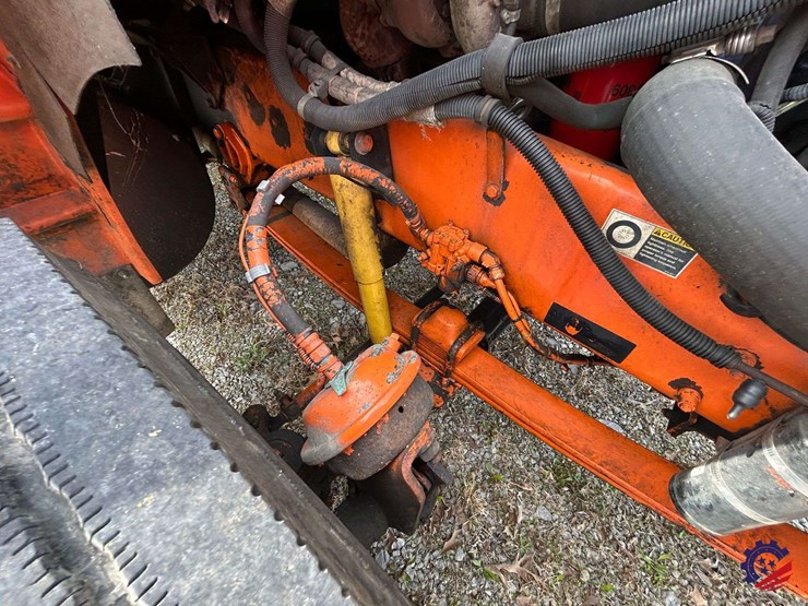 2005-kenworth-t300-image-106