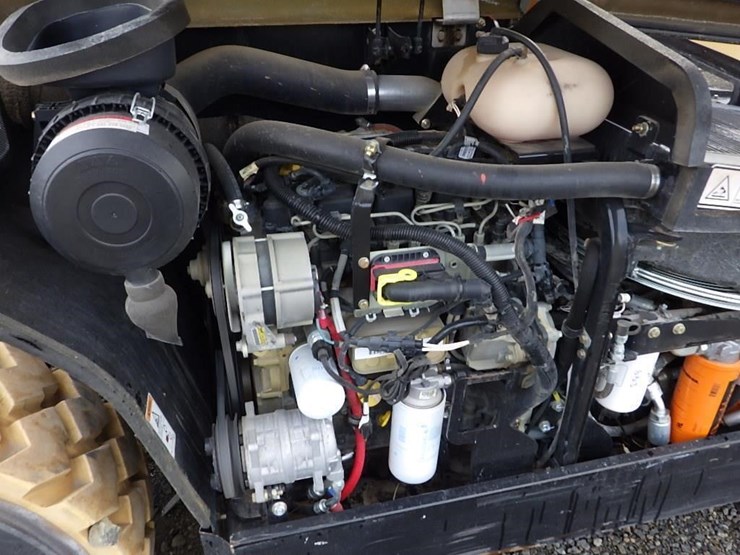 2017-jlg-g5-18a-image-10