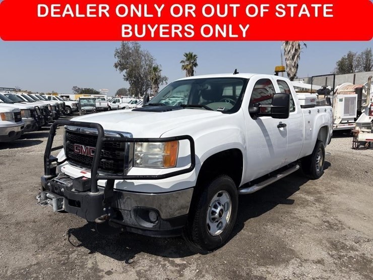 2012-gmc-sierra-2500-image-1