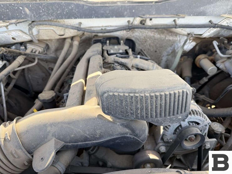 2017-chevrolet-silverado-2500-image-29