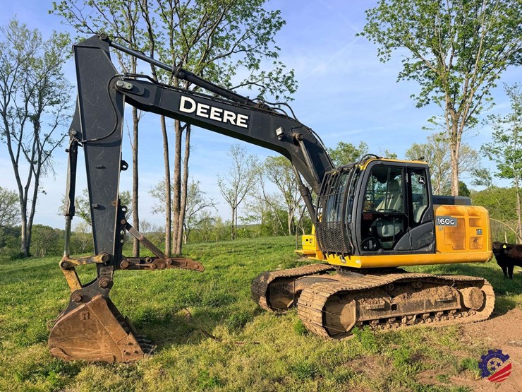 2019-deere-160g-lc-image-1