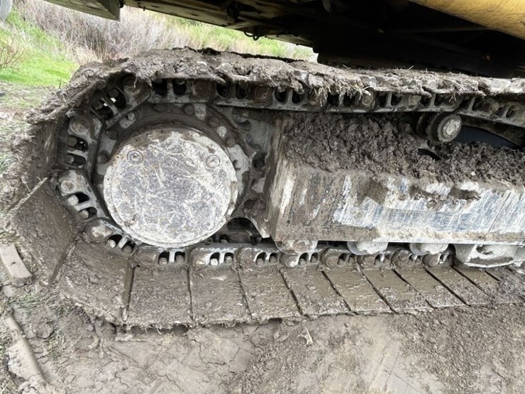 2007-deere-160c-lc-image-24