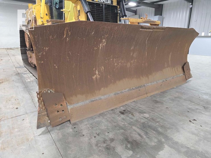 2011-caterpillar-d6t-xw-image-10