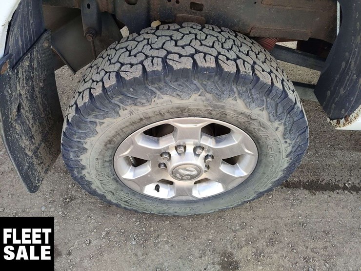 2018-dodge-2500-image-11