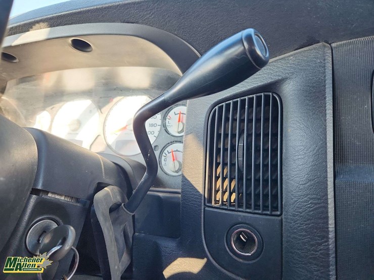 2002-dodge-ram-1500-image-22