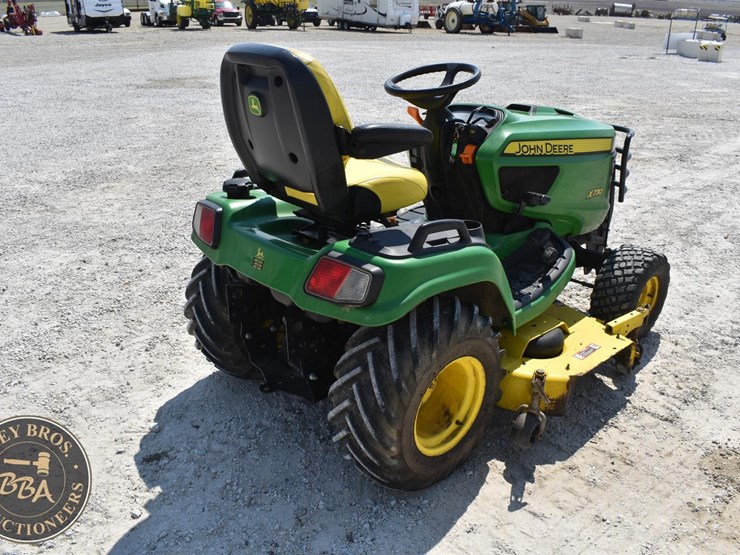 2013-john-deere-x730-image-7