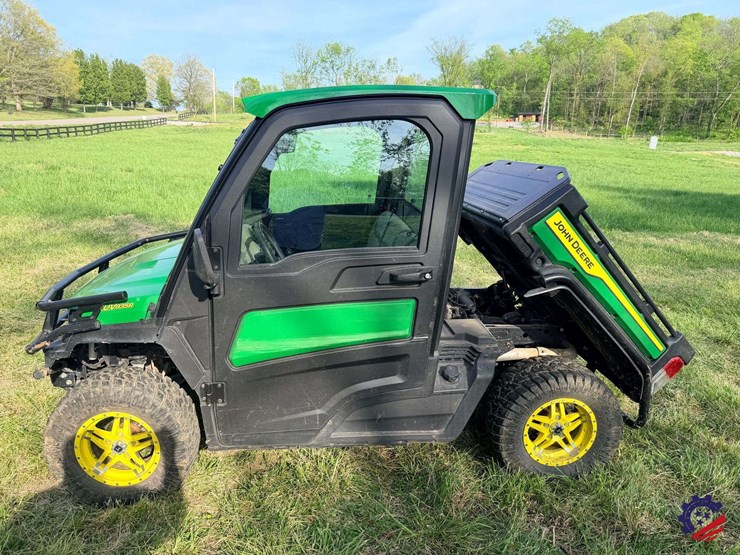 2024-john-deere-gator-xuv-835r-image-55