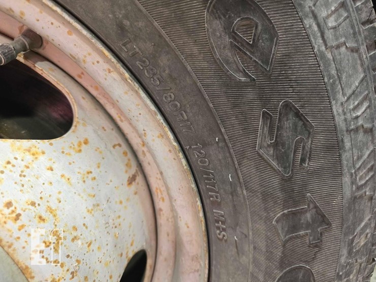 2014-chevrolet-silverado-3500hd-image-20