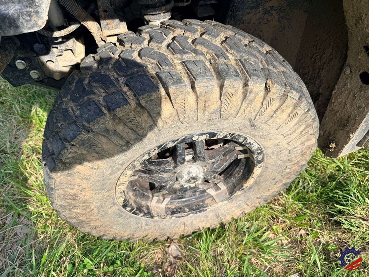 2023-john-deere-gator-xuv-835r-image-7