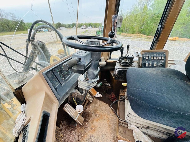 1995-caterpillar-it28f-image-54