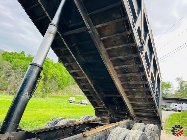 1995-western-star-4964fg-image-93