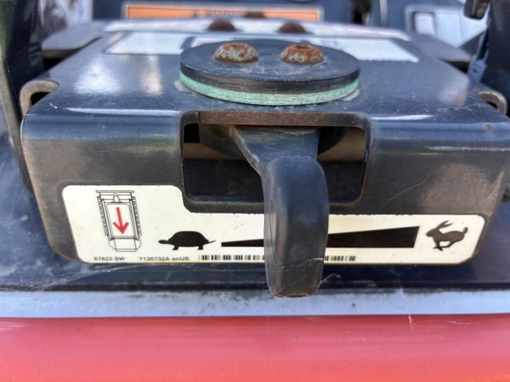 2015-bobcat-mt52-image-16