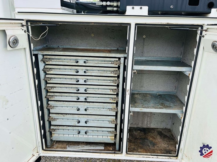 2015-international-durastar-4300-image-15