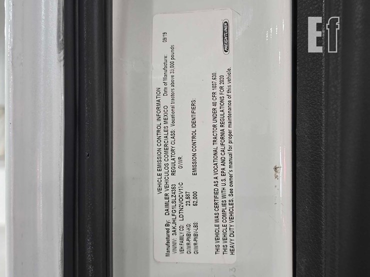 2020-freightliner-cascadia-126-image-28