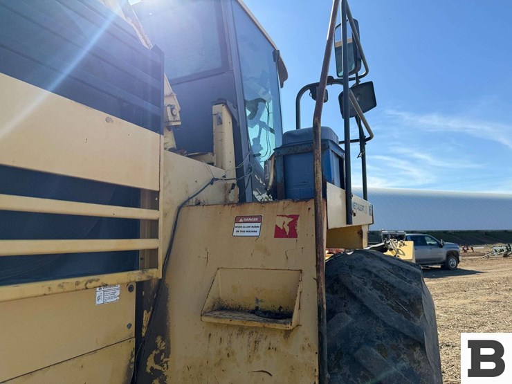 1996-new-holland-fx45-image-34