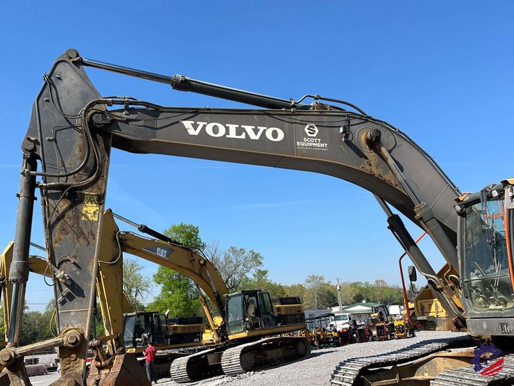 2017-volvo-ec300el-image-30