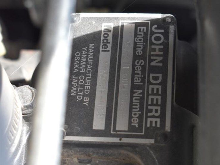 2017-john-deere-1025r-image-26