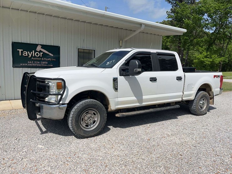 2020-ford-f250-image-1