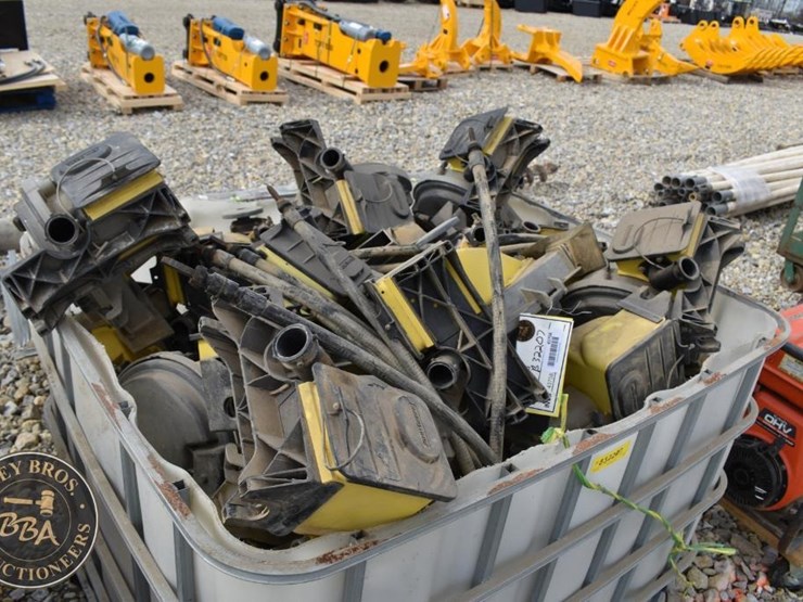 john-deere-32-image-2