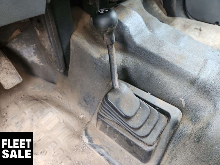 2015-ford-f550-image-15