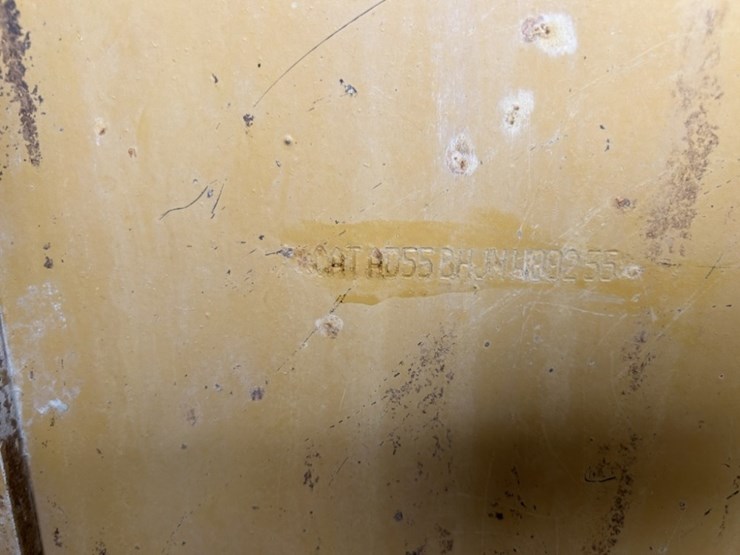 2012-caterpillar-ad55b-image-16