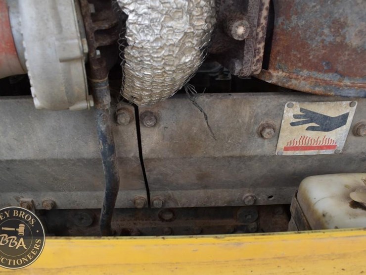 komatsu-d65ex-12-image-26