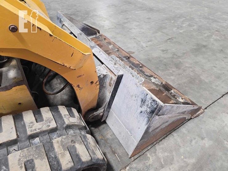 2021-caterpillar-289d3-image-11