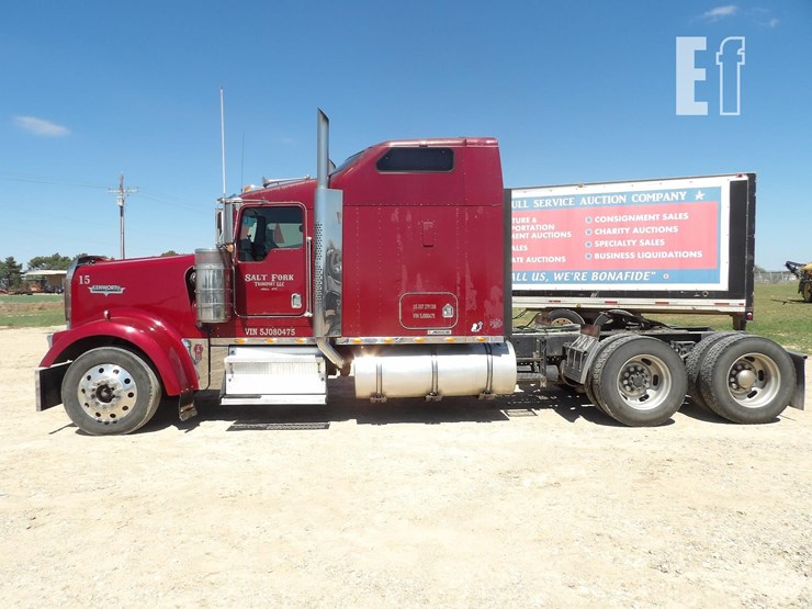 2005-kenworth-w900l-image-2