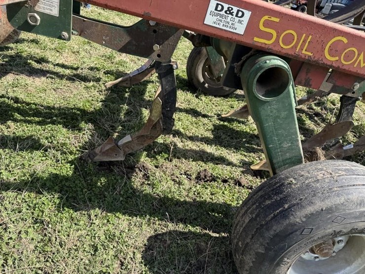 brillion-soil-commander-7-shank-deep-ripper-image-17