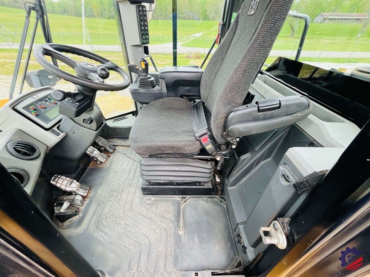 2019-caterpillar-950m-image-101