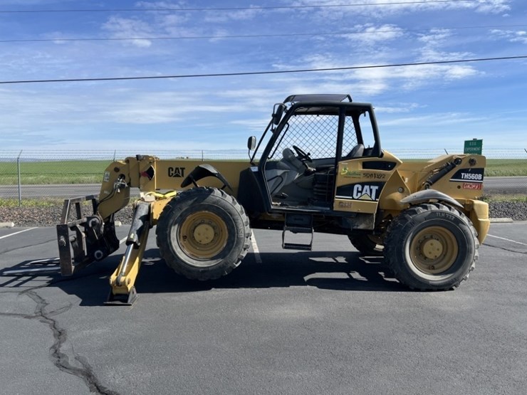 2013-caterpillar-th560b-image-7