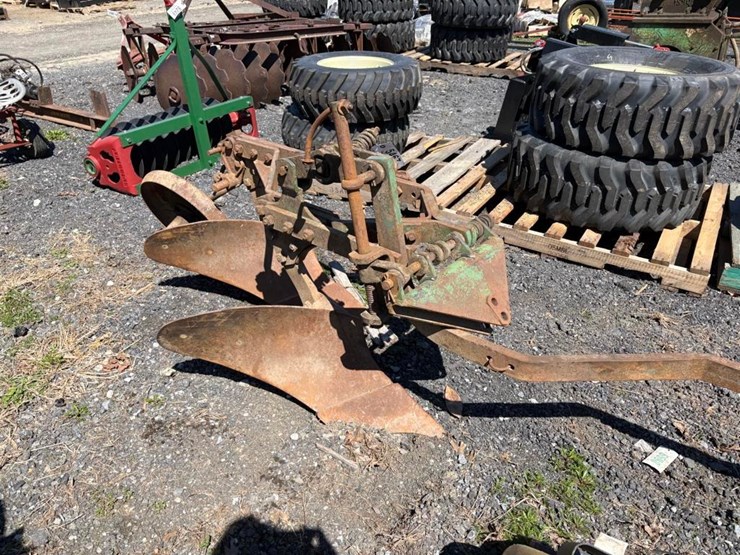 john-deere-2-image-2