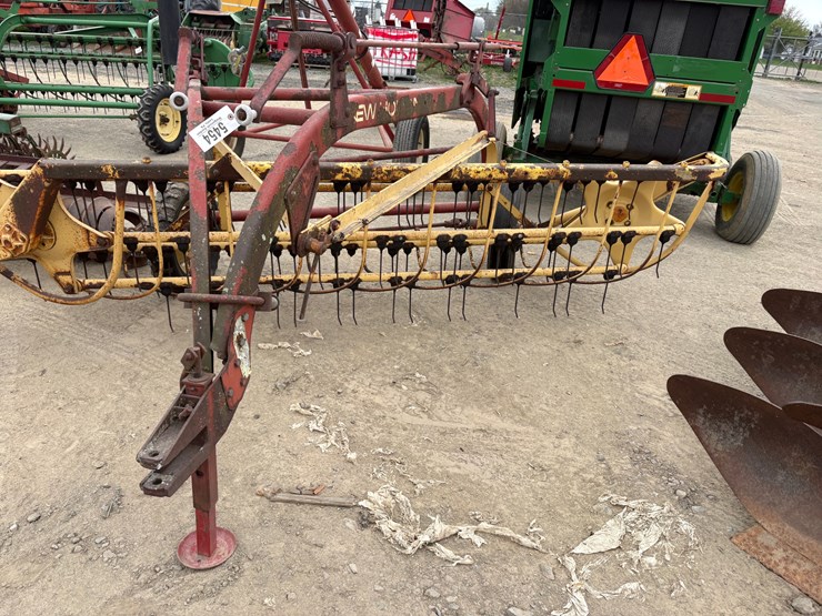 new-holland-256-image-1