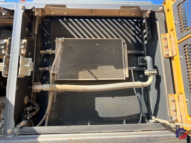 2017-volvo-ec300el-image-52