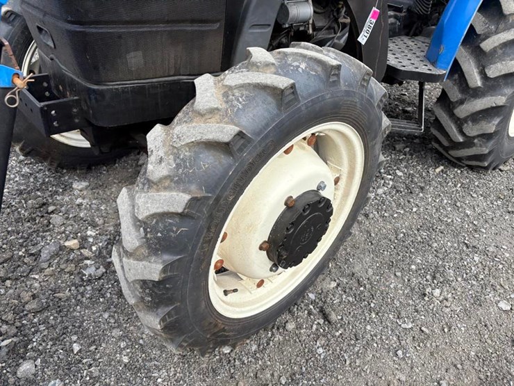 new-holland-45-image-23