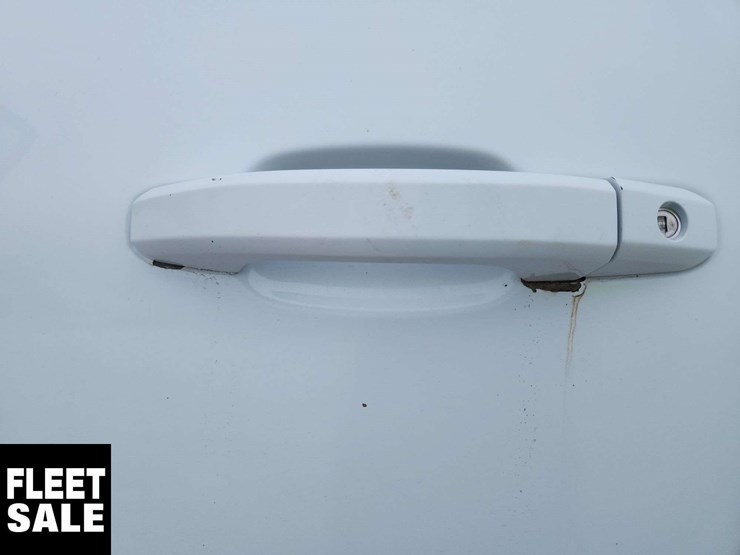 2018-chevrolet-silverado-3500hd-image-52