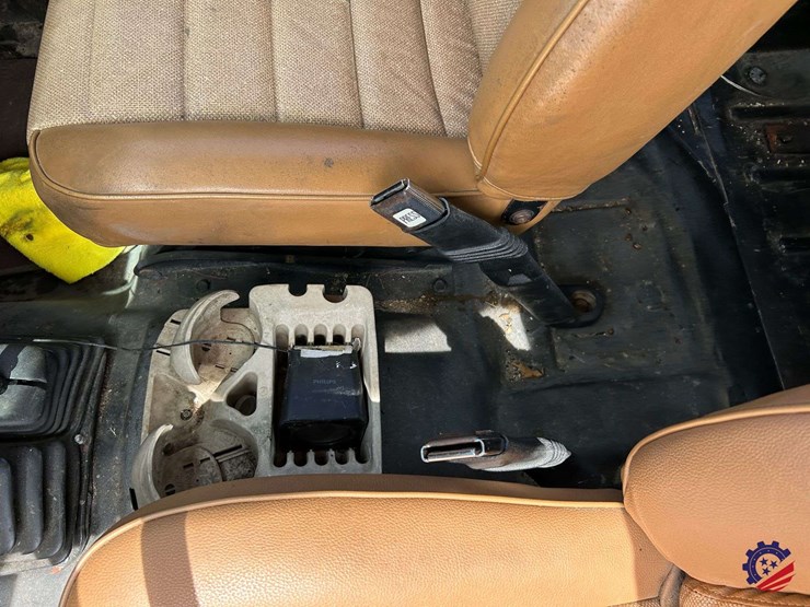 1994-jeep-wrangler-image-65