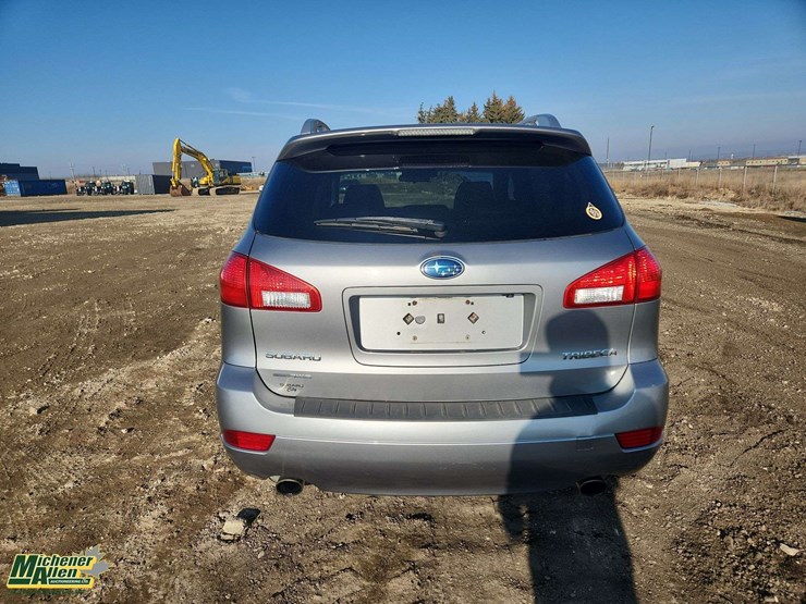 2011-subaru-tribeca-image-23