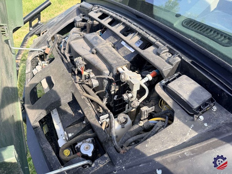 2023-john-deere-gator-xuv-835r-image-60