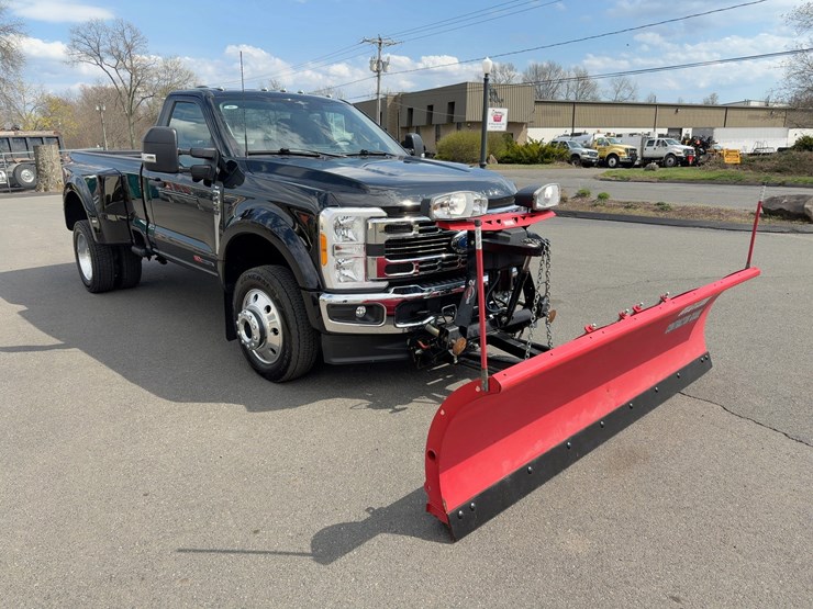 2023-ford-f450-xlt-image-7