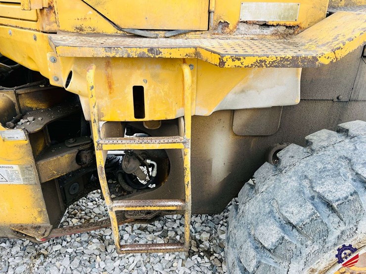 1995-caterpillar-it28f-image-36